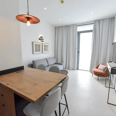 Apartment Riverside Suits *