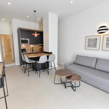 Riverside Suits Apartment Sevilla