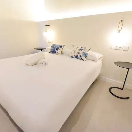 Apartment Riverside Suits Seville